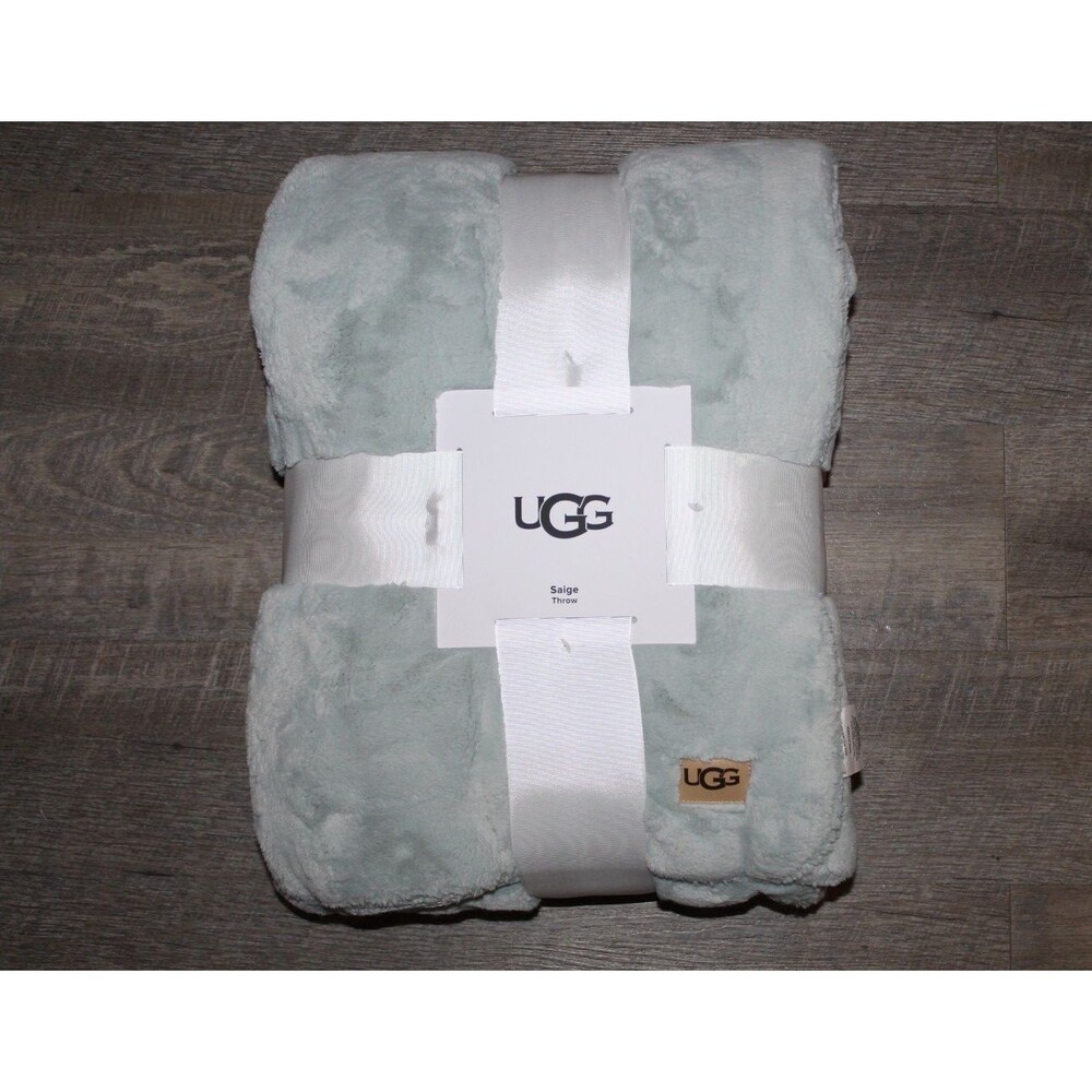 UGG HOME PLUSH BLANKET THROW MINT GREEN 50 X 70‎ NEW